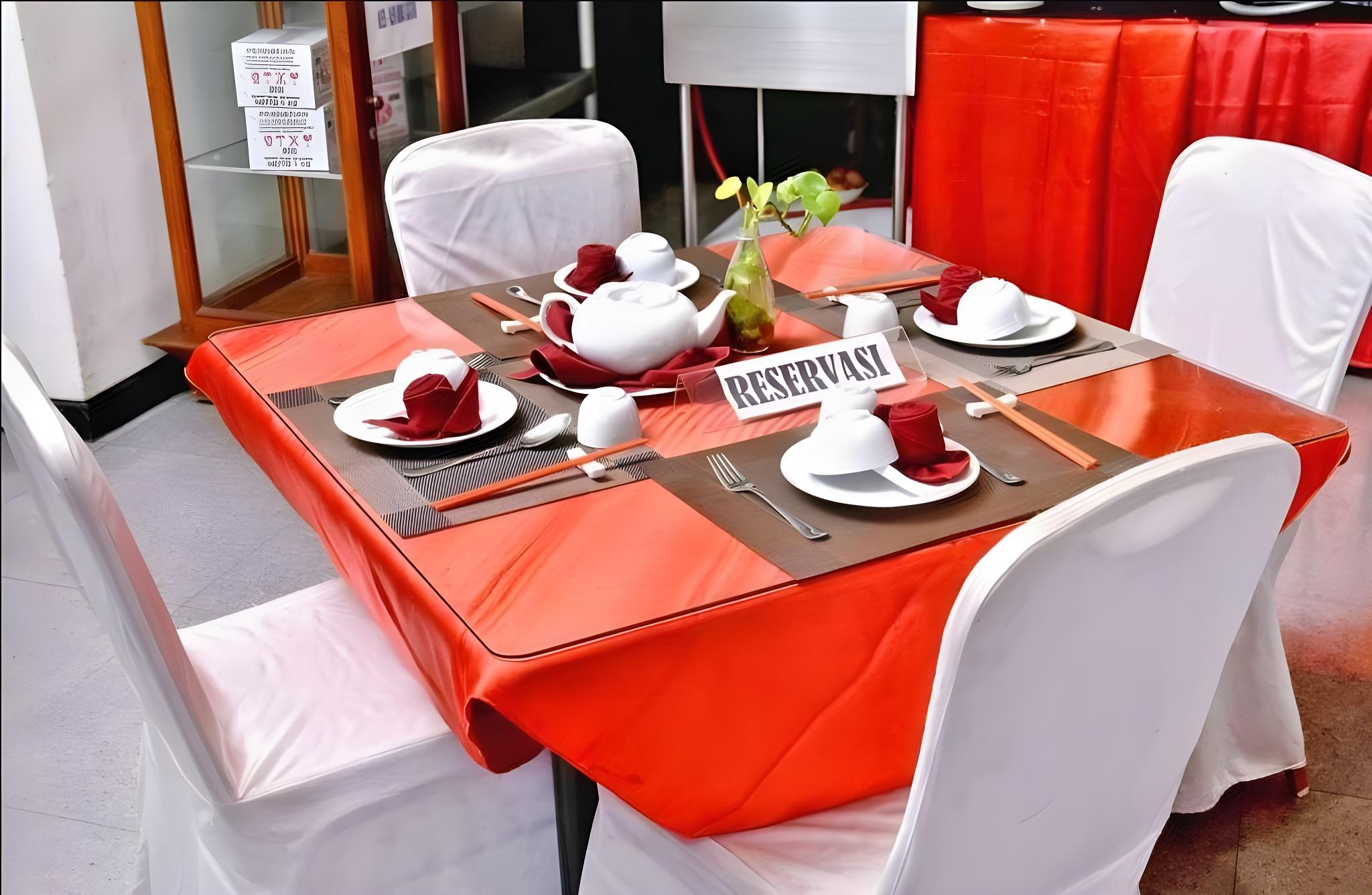 Hotel Sendang Sari 26/40