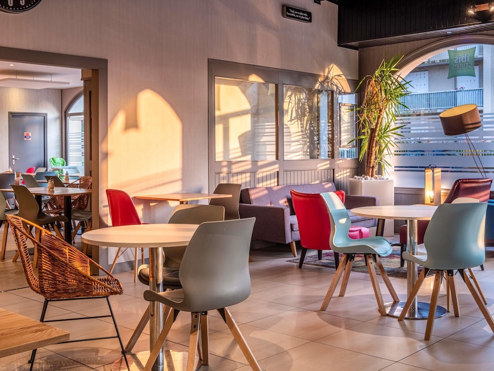 ibis Styles Blois Centre Gare 48/68
