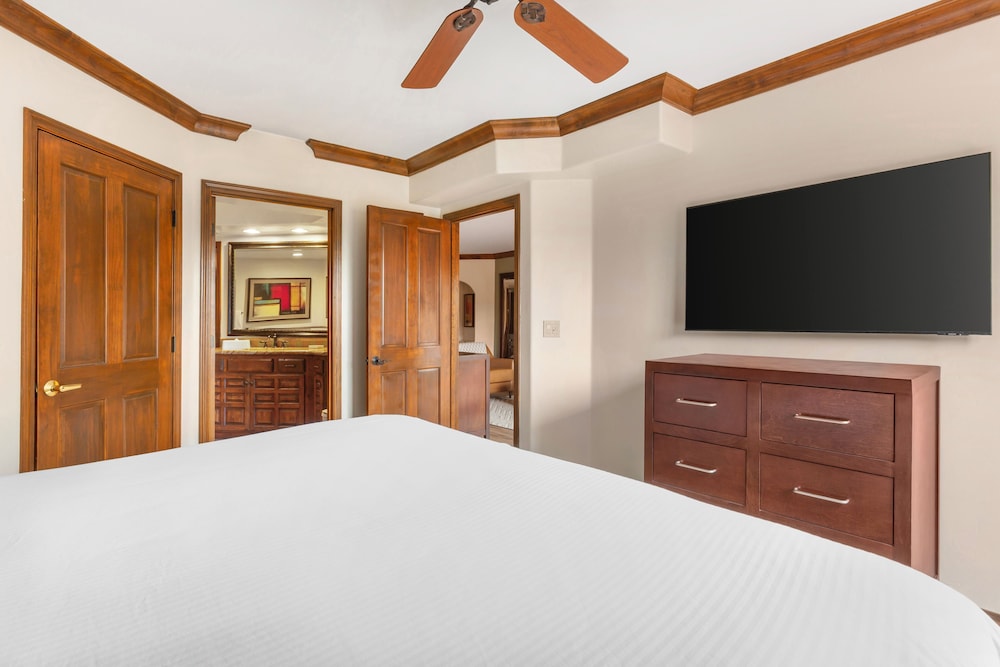 1 BEDROOM, MESA, SUITE, KING BED, ACCESSIBLE