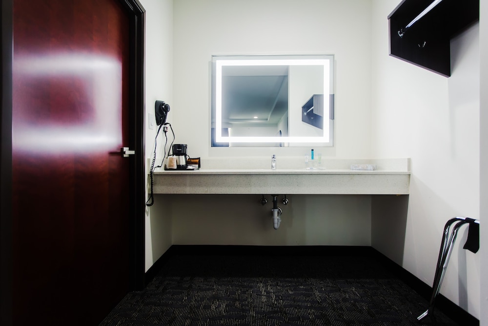 Palacio Royale Inn Boutique 43/51