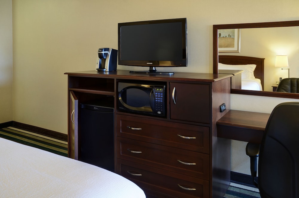 Holiday Inn Conference Ctr Edmonton South 49/72