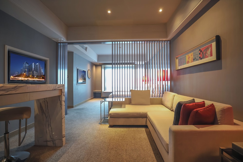 Rhombus Park Aura Chengdu Hotel 43/68