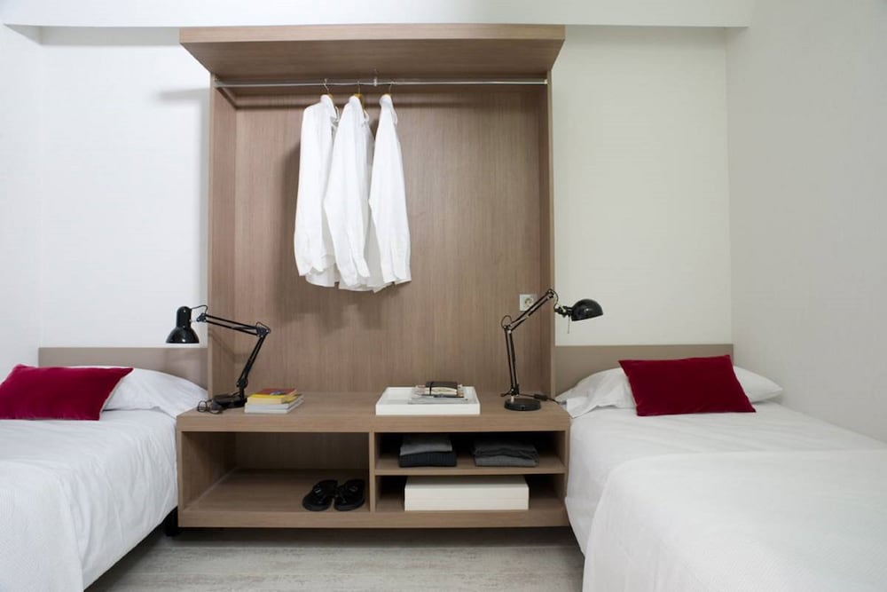 2 BEDROOMS, APARTMENT, 2 BATHROOMS