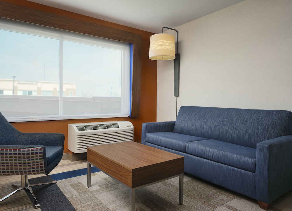 Holiday Inn Express And Suites Lockport 32/48