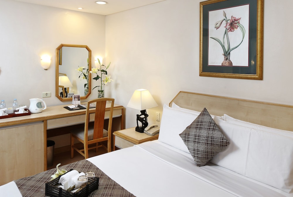 Manila Lotus Hotel 15/53