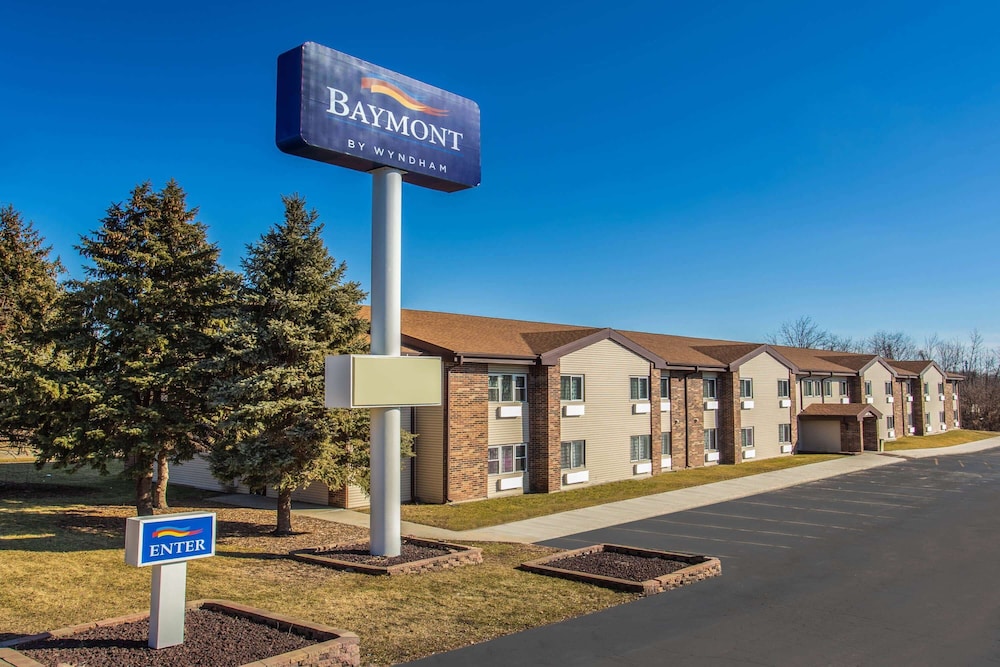 Baymont By Wyndham Joliet 41/50