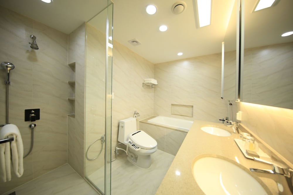 Orakai Insadong Suites 17/72