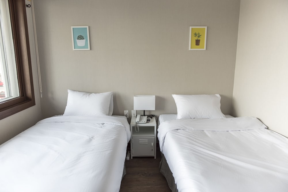CHECK INN HOTEL JEJU 13/43