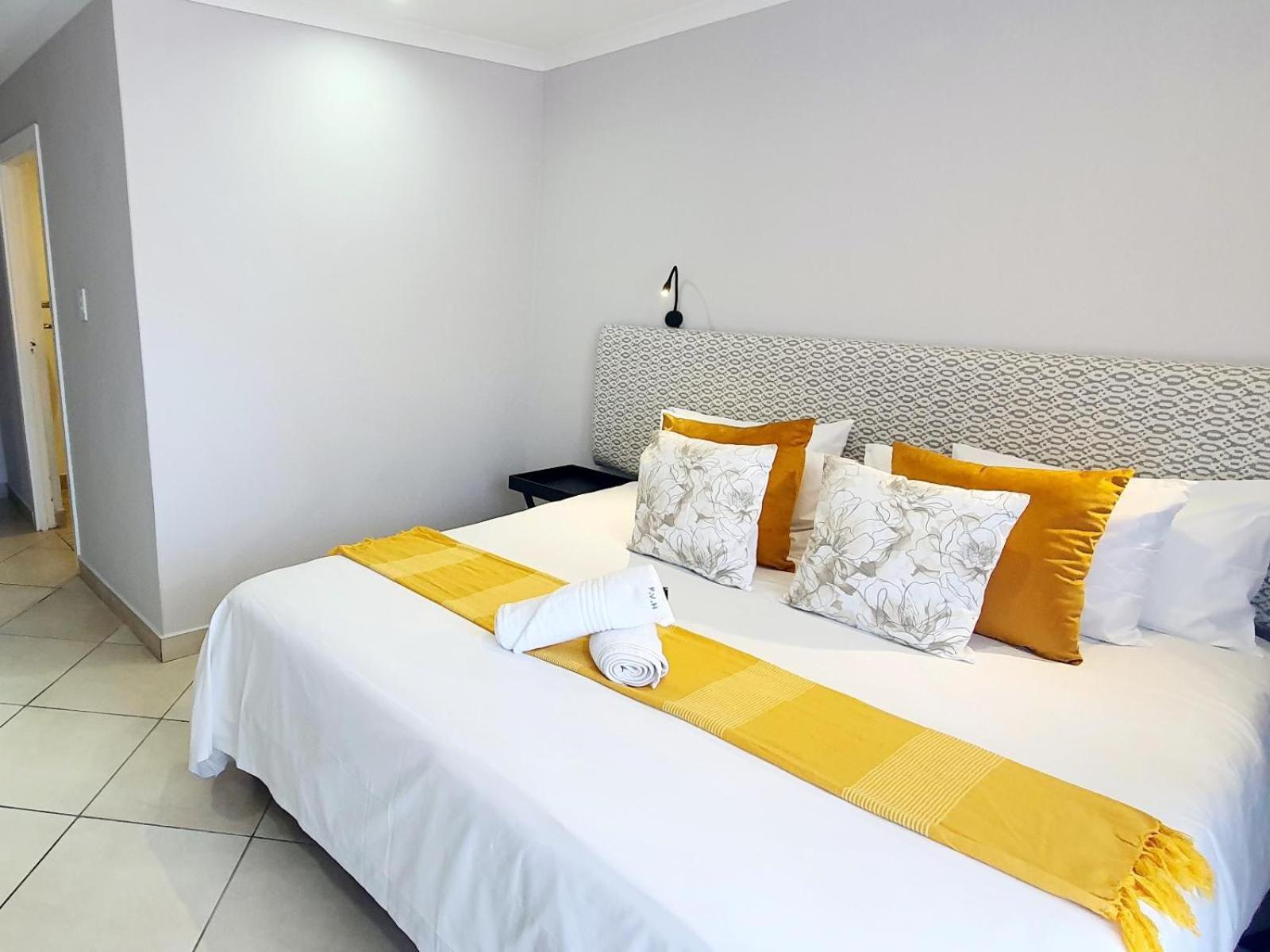 Point Village Hotel 23/76