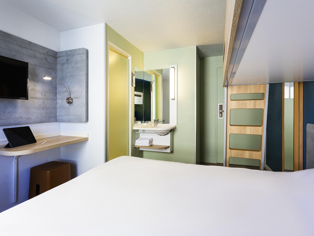 IBIS BUDGET RUEIL MALMAISON 20/47