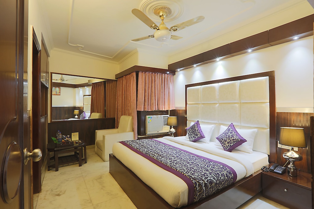 Oyo 12982 Hotel Oris International 30/50