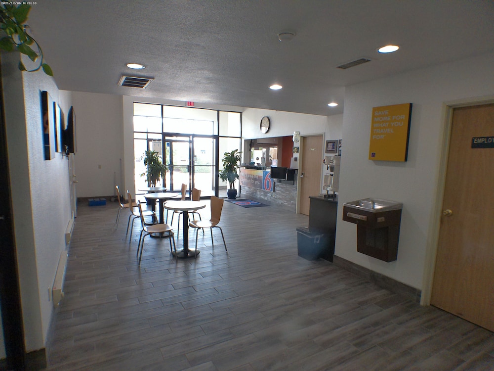 Motel6 Winslow, AZ 41/60