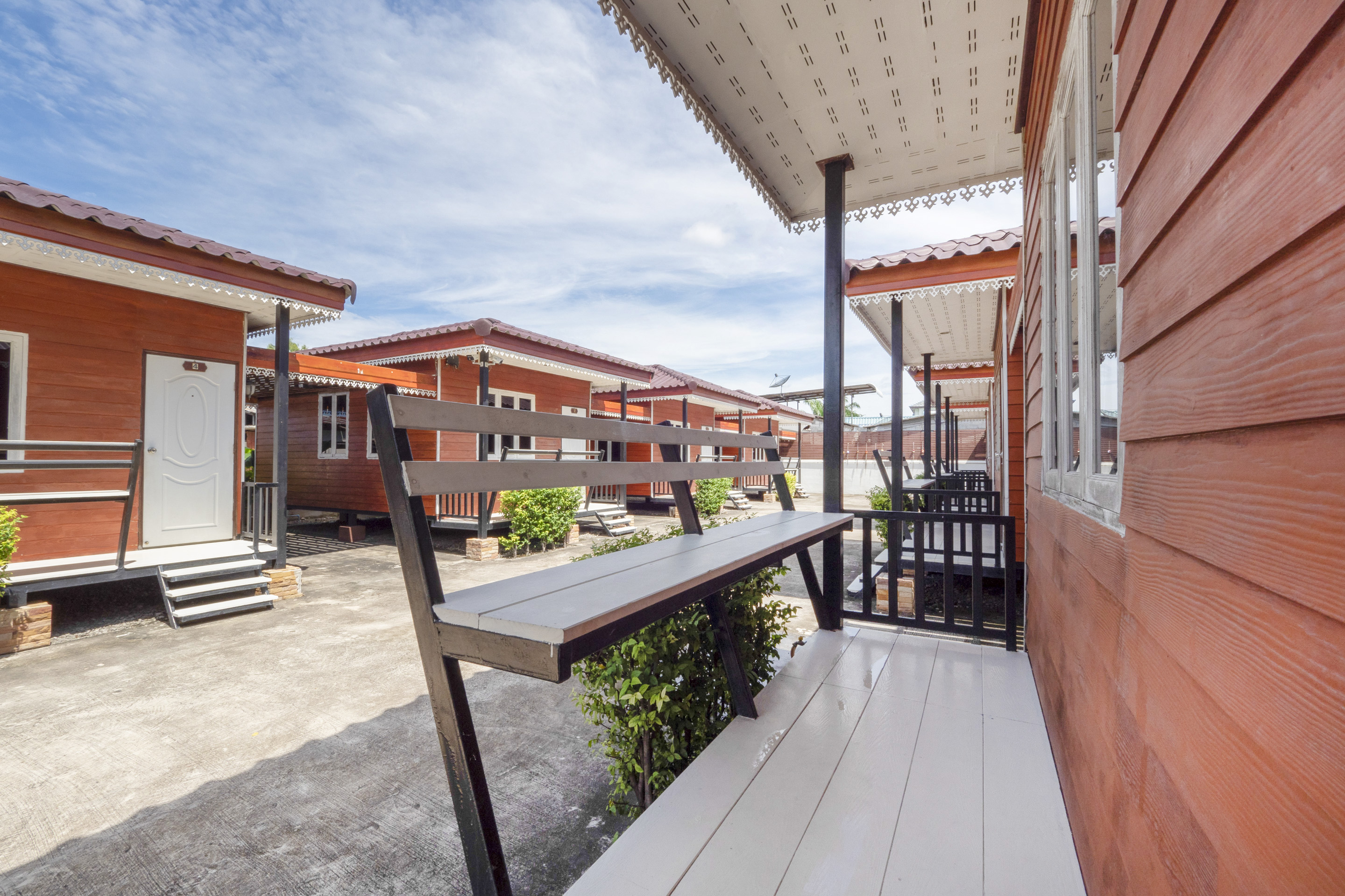 OYO 1166 Train Way Resort 34/36