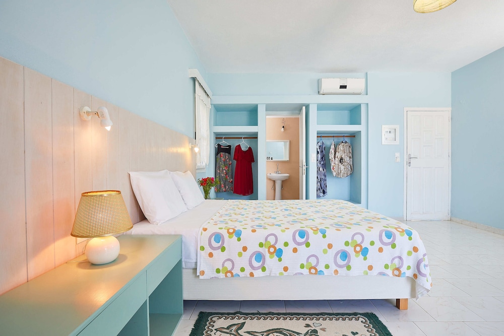 HOTEL GLAROS DIAFANI 8/50