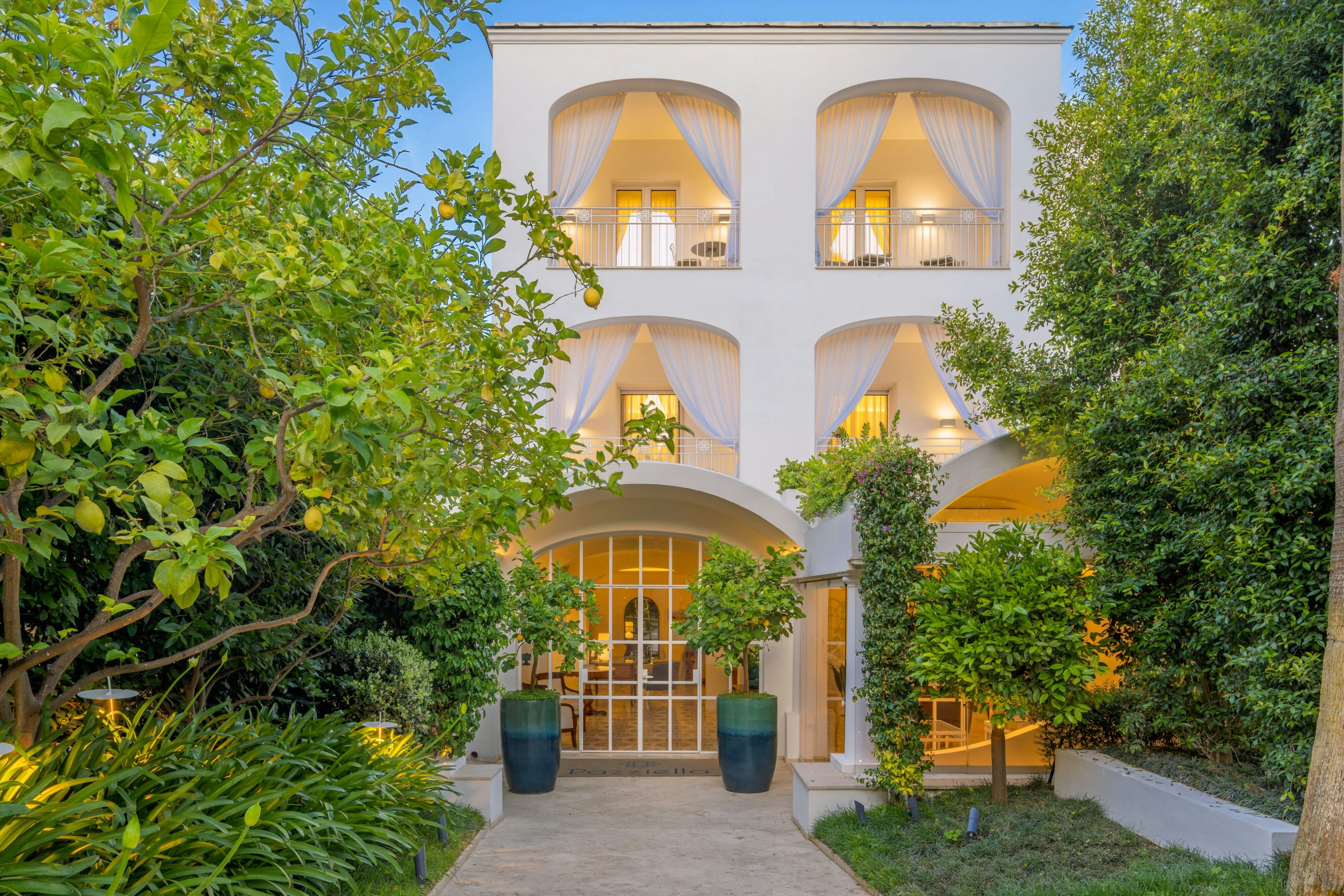 Pazziella Garden & Suites 66/66