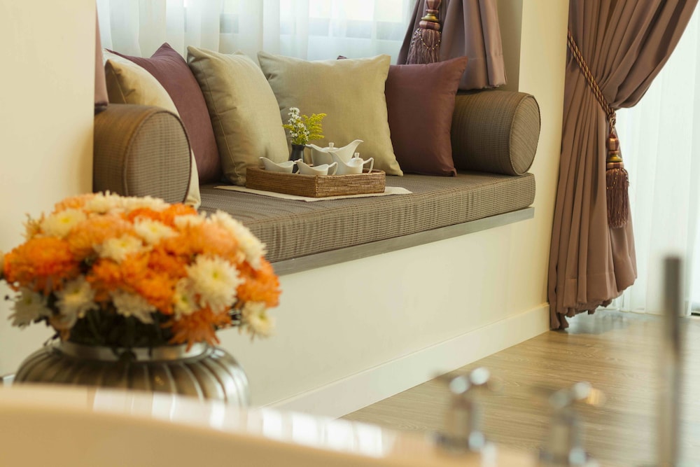 Maraya Hotel Resort 30/65