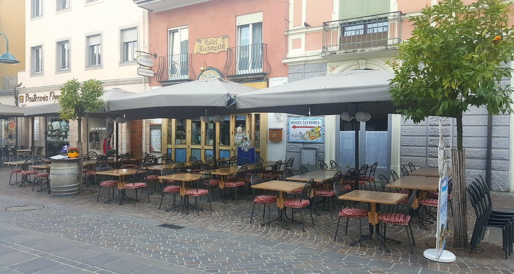 Vittoria 2/50