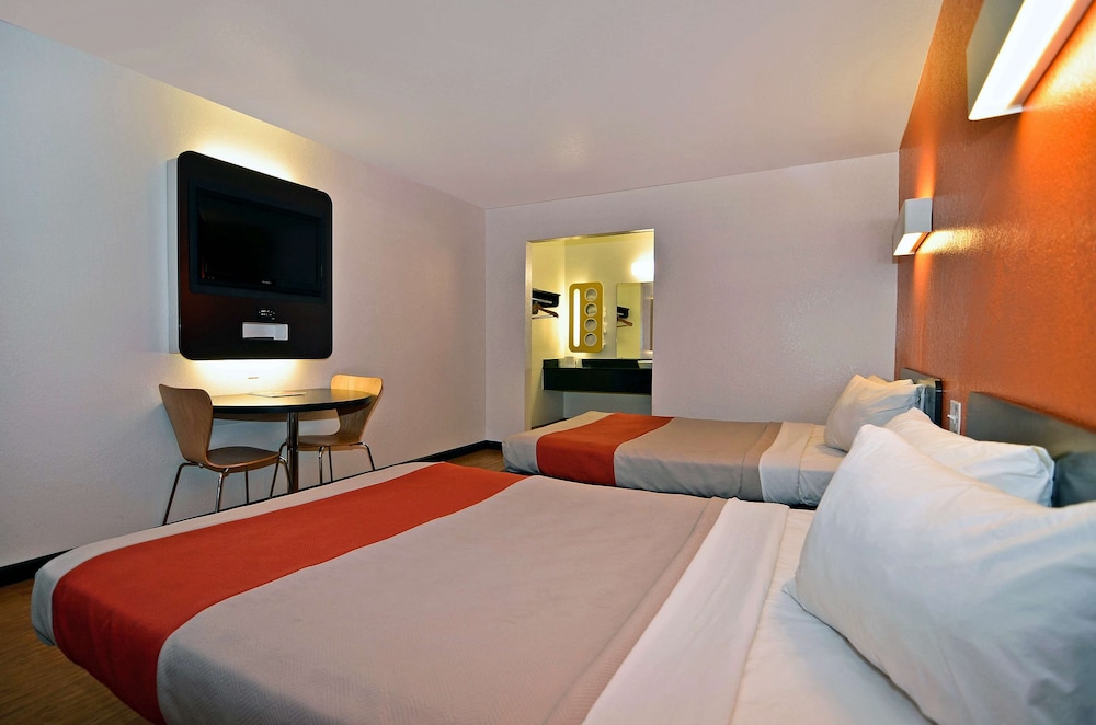 Motel6 Fairfield, CA - Napa Valley 23/40