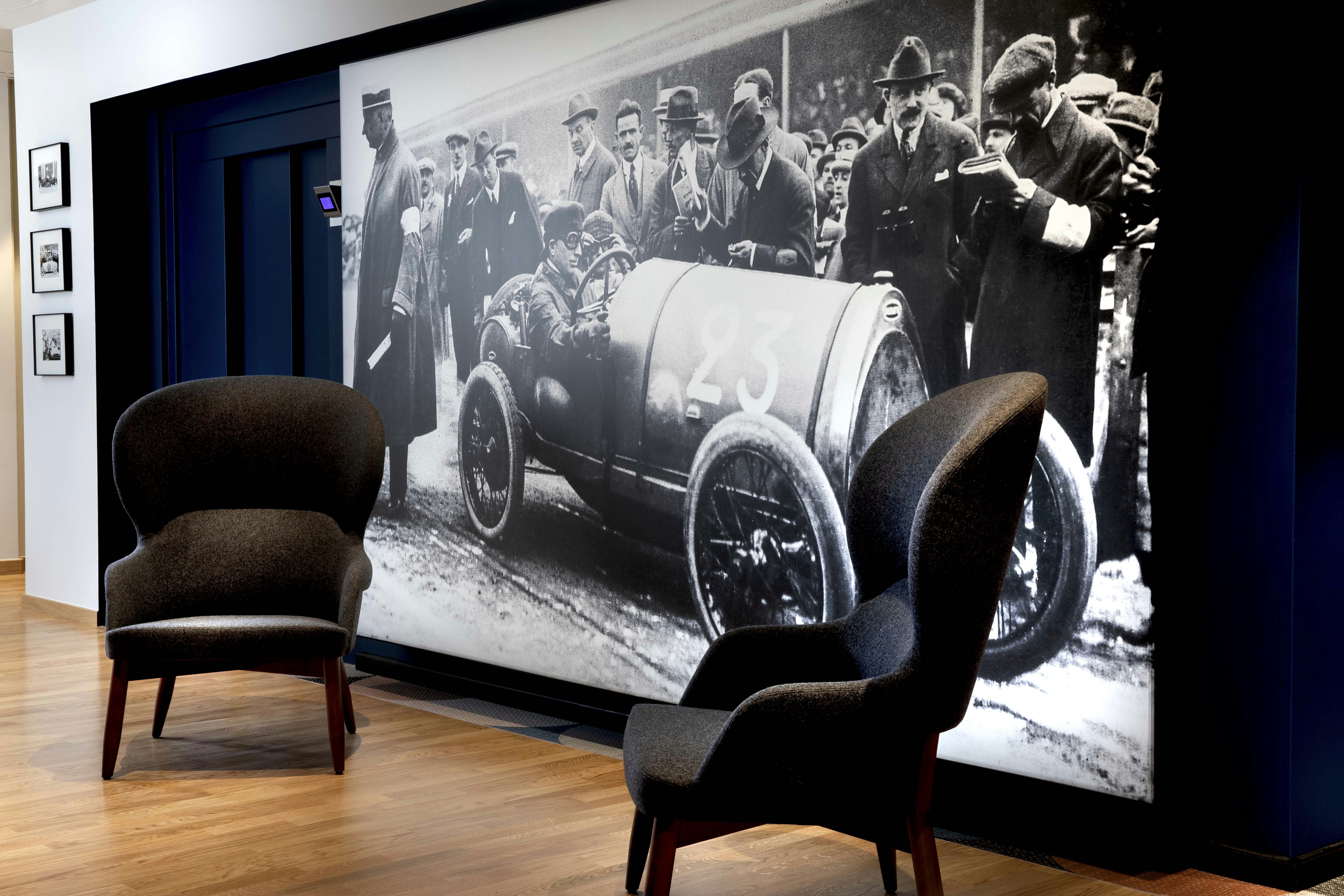 Hotel Le Bugatti 44/64