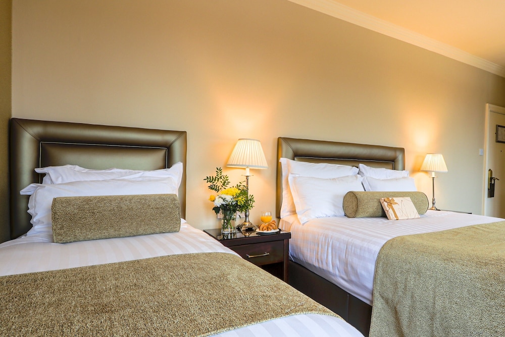 CLASSIC, TWIN BEDS