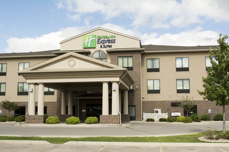 Holiday Inn Express Hotel And Suites Mason City 2/76