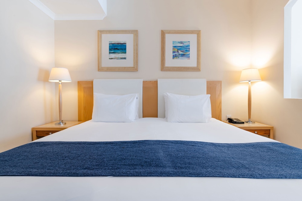 جناح جونيور بإطلالة على الحديقة، Maritim Antonine Hotel and Spa Malta 4/8