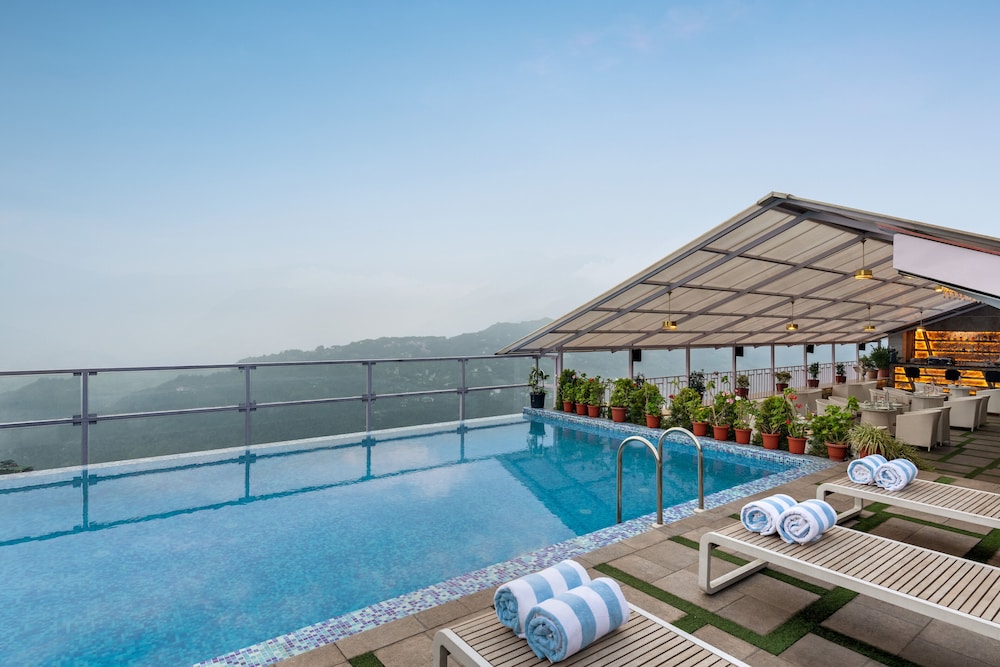 Ramada by Wyndham Gangtok Hotel & Casino Golden 22/50