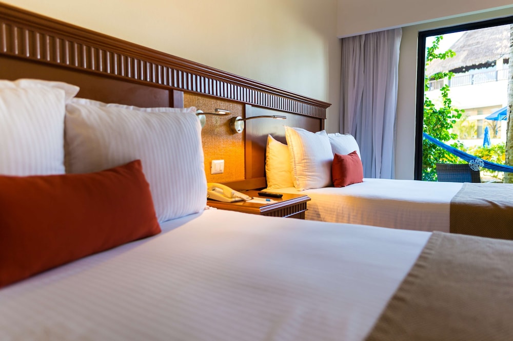 The Reef Coco Beach Resort & Spa – Optional All Inclusive 24/66