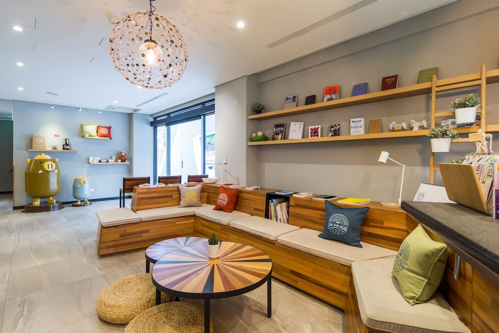 Sun Dialogue Hotel by Cosmos Creation 28/50