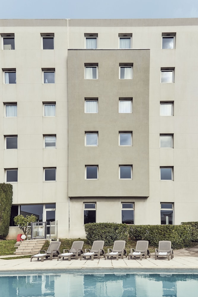 Ibis Toulon La Valette 8/71