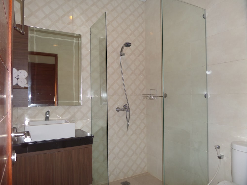 Royal Majesty Villas 68/71