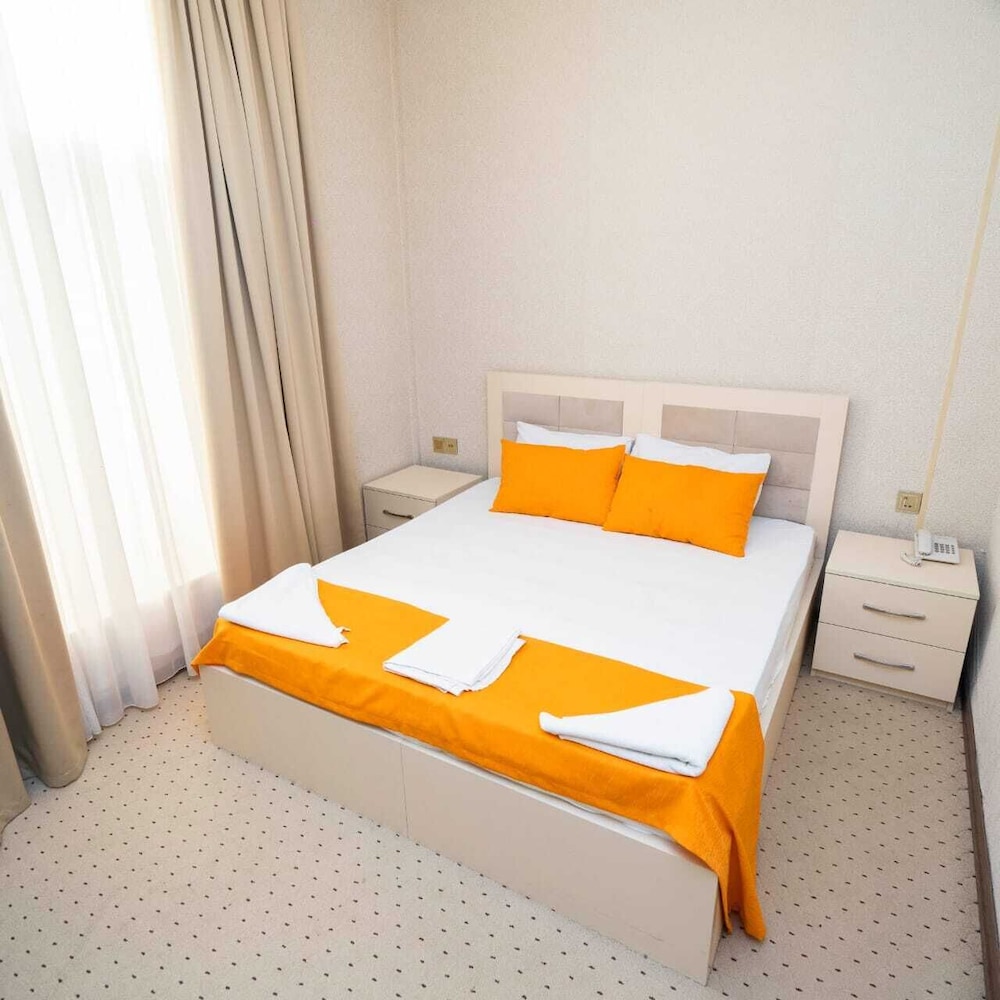Art Hotel Baku 25/62