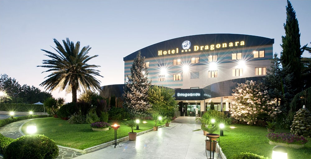 Hotel Restaurant Dragonara 5/65