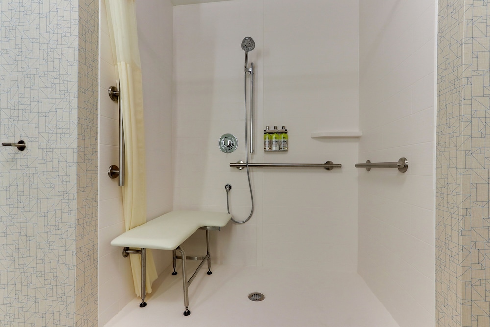 Holiday Inn Express and Suites Saugerties - Hudson Valley 33/61