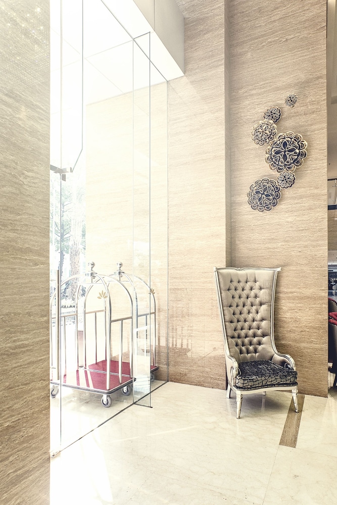Hotel Grandhika Iskandarsyah Jakarta 18/51