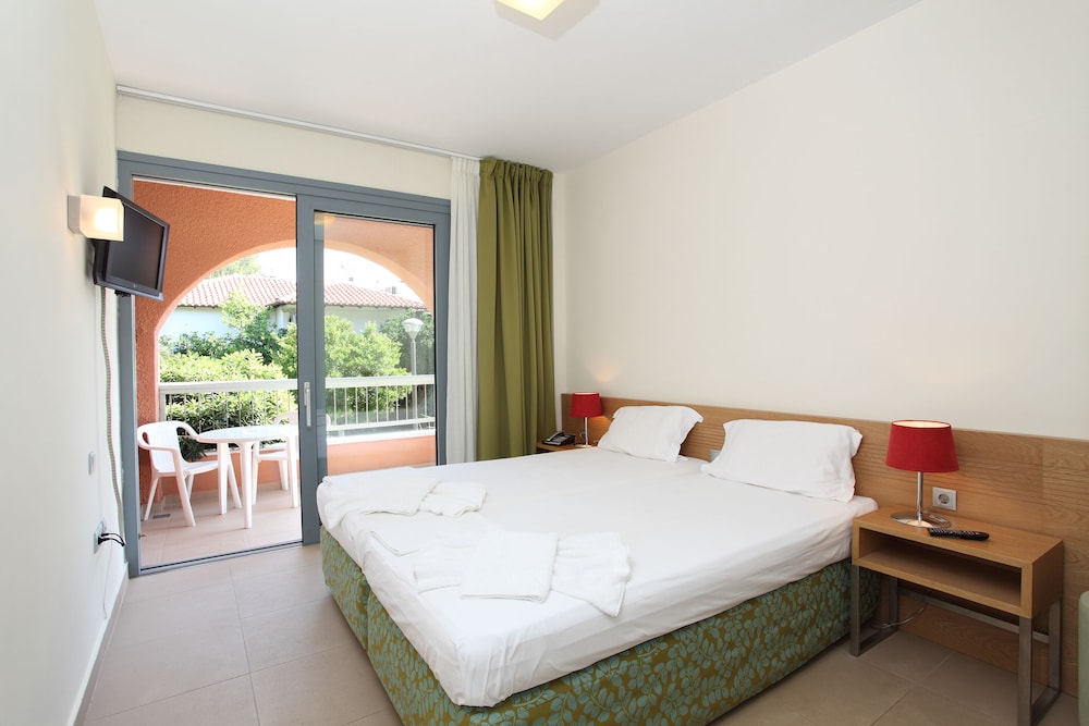 Hanioti Village Resort 23/70