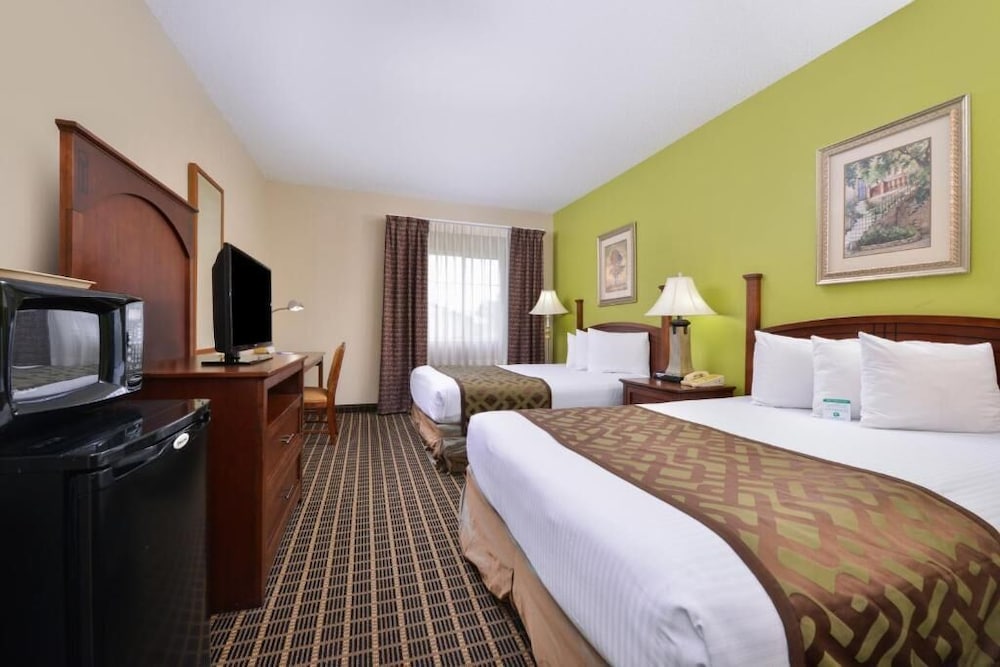 Regency Inn Geneseo 4/21