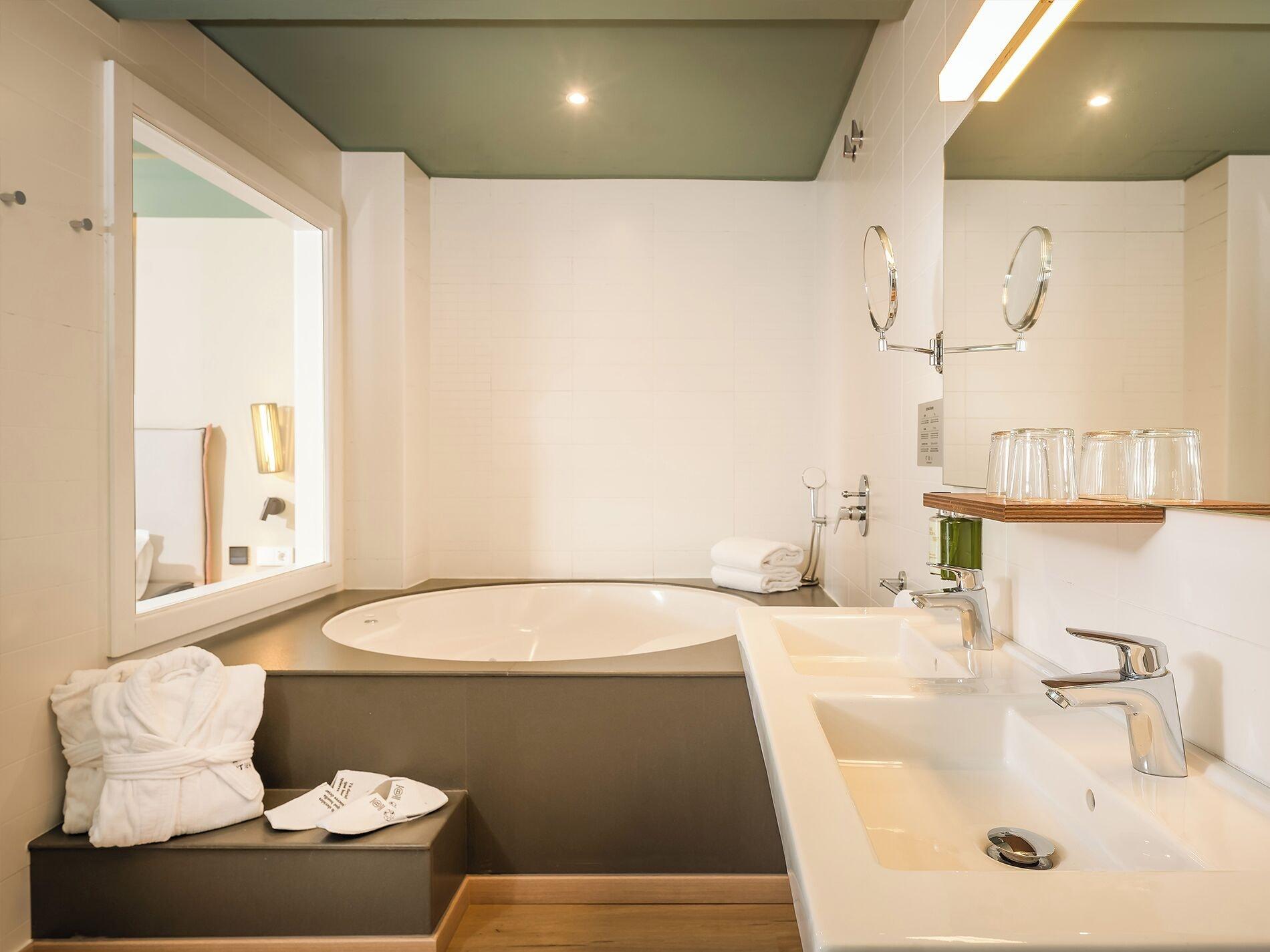 غرفة سوبيريور بسرير مزدوج بجاكوزي، Hotel Artiem Capri 8/10