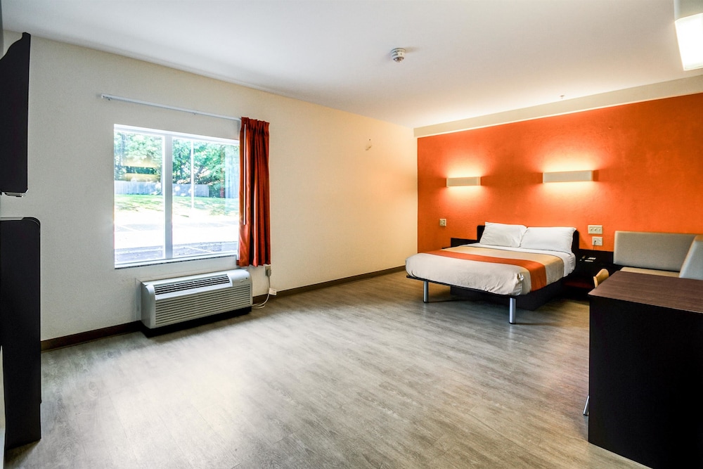 Motel6 Allentown, PA 24/45