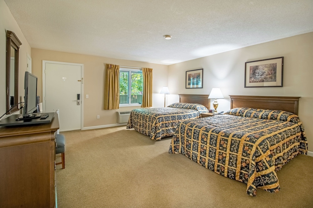 Mountain Villa With Waterpark, Golf, Skiing, Wine Tour Access and More! Massanuttens Shenandoah Vil 13/49