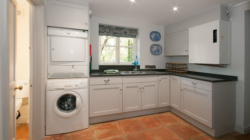 Bookers Cottage 24/25