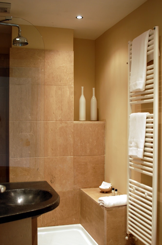 Relais Parco Cavalonga 49/50