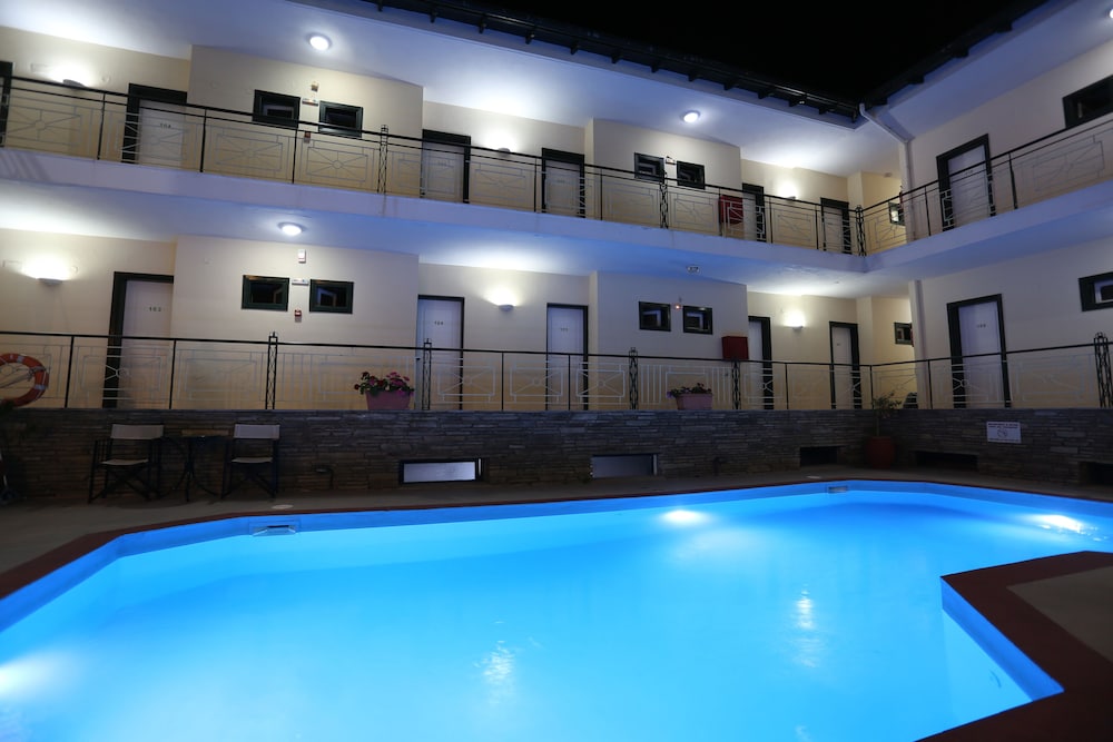 SUN HOTEL 39/55