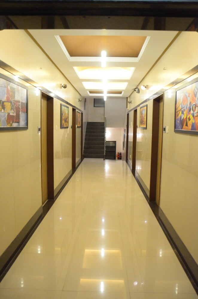 Hotel Vijay Residency 7/33