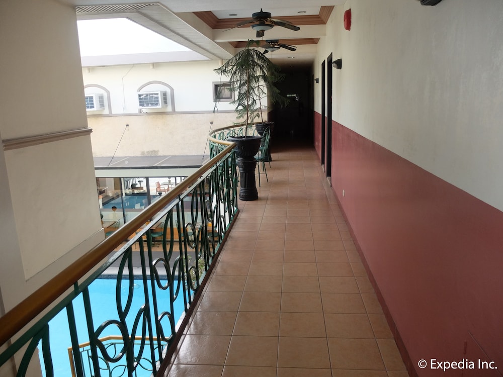 Dm Residente Hotel 26/50
