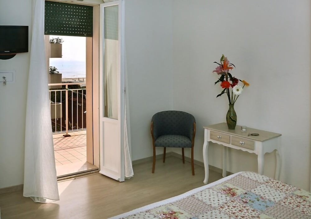 Santiago Hotel 35/49