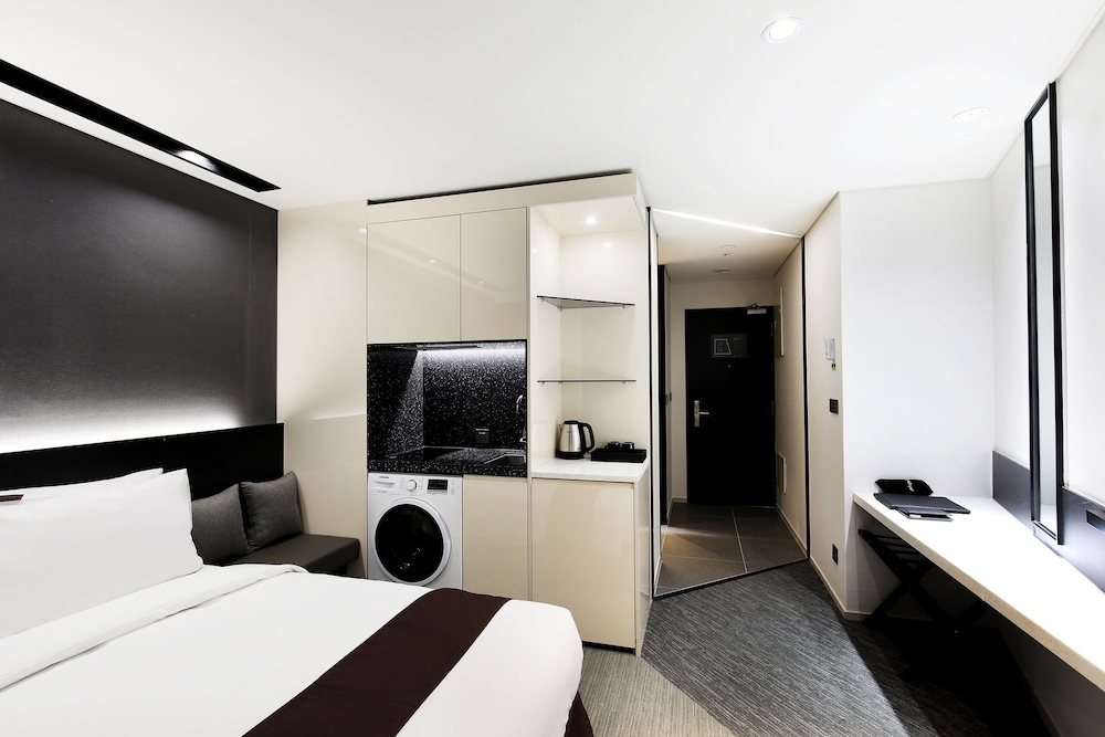 Gloucester Hotel Kintex 15/61