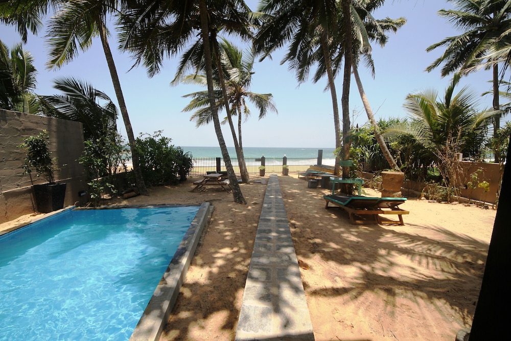 Hikks Villa Hikkaduwa 35/42