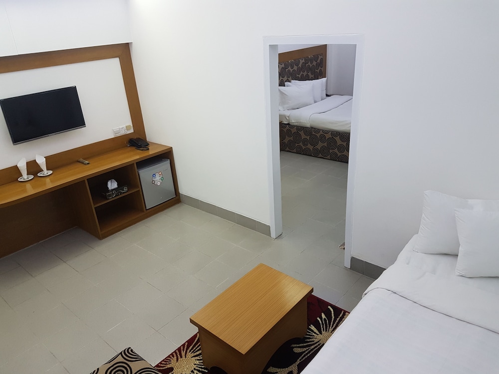 Nagar Valley Hotel 36/50