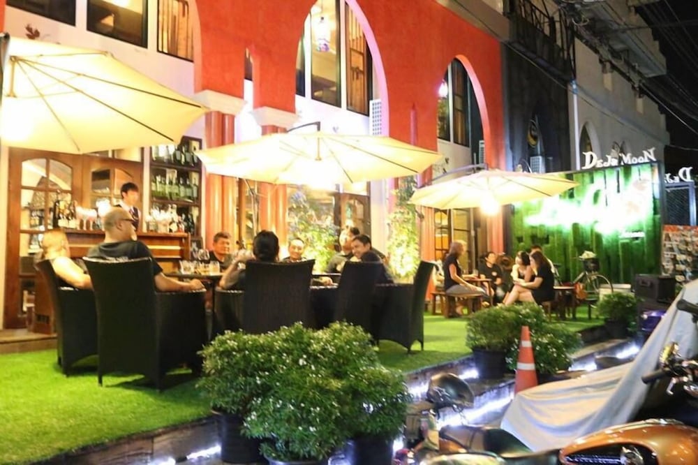 Vulcano Hotel Chiang Mai 7/50